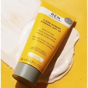 Ren Clean Screen Mattifying Face Sunscreen SPF 30